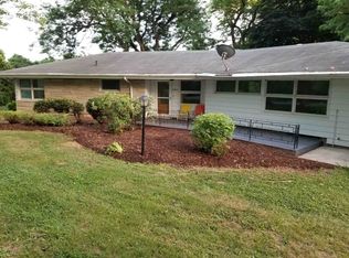 5910 Winchester Rd, Fort Wayne, IN 46819