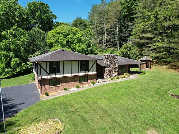 3rd image of 754 Keller Ln