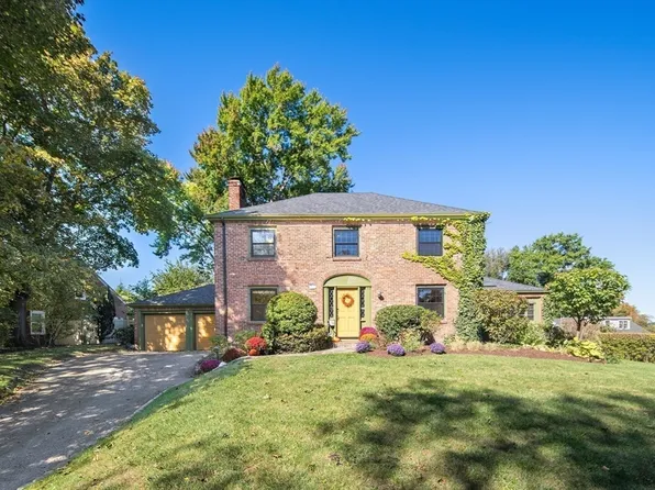 263 Common St, Belmont, MA 02478