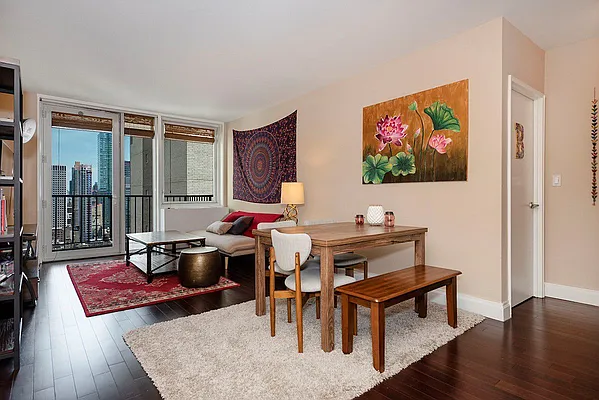 Rented by Anchor Associates | media 9