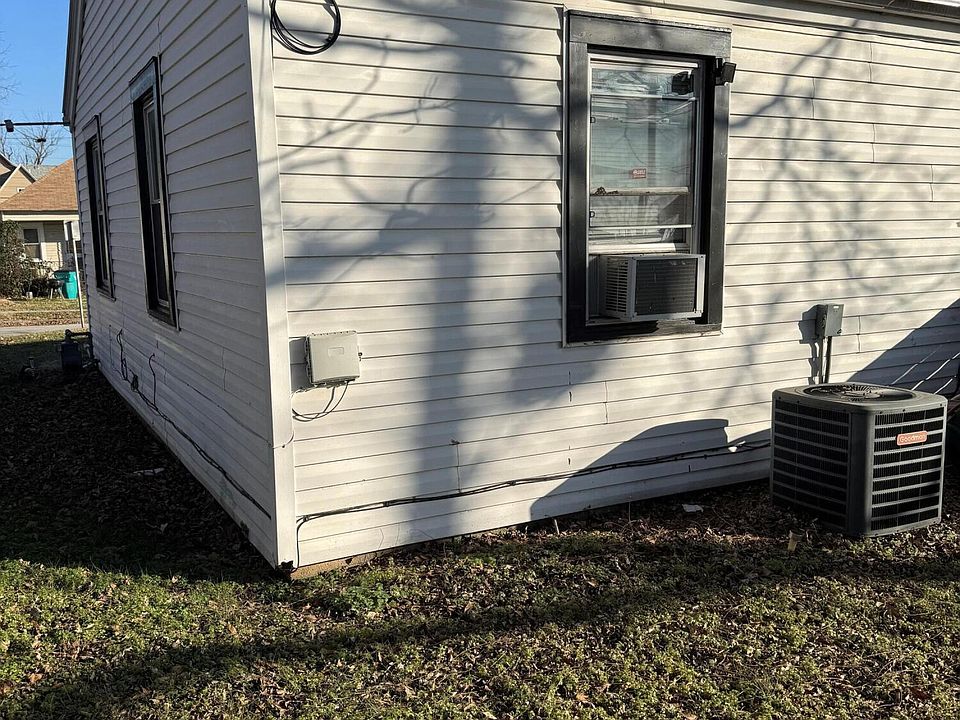 2nd image of 803 N Concord Avenue