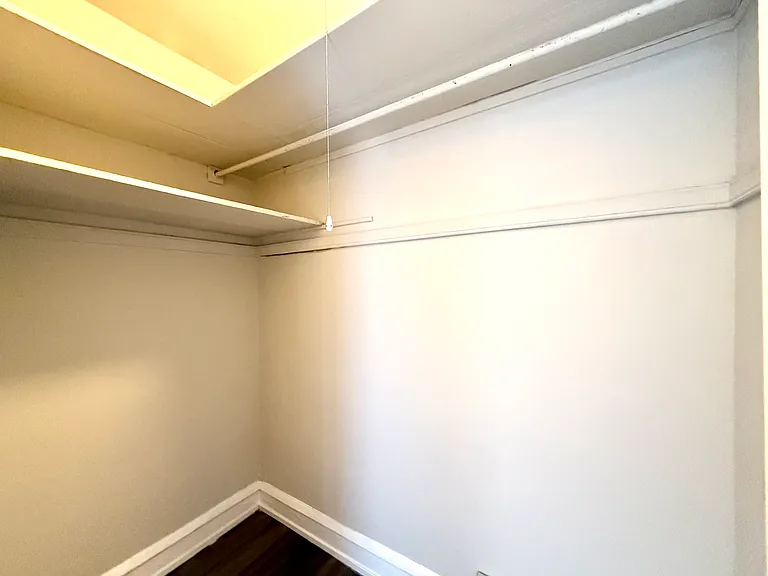 1033 W Loyola Ave #501 — Photo 21