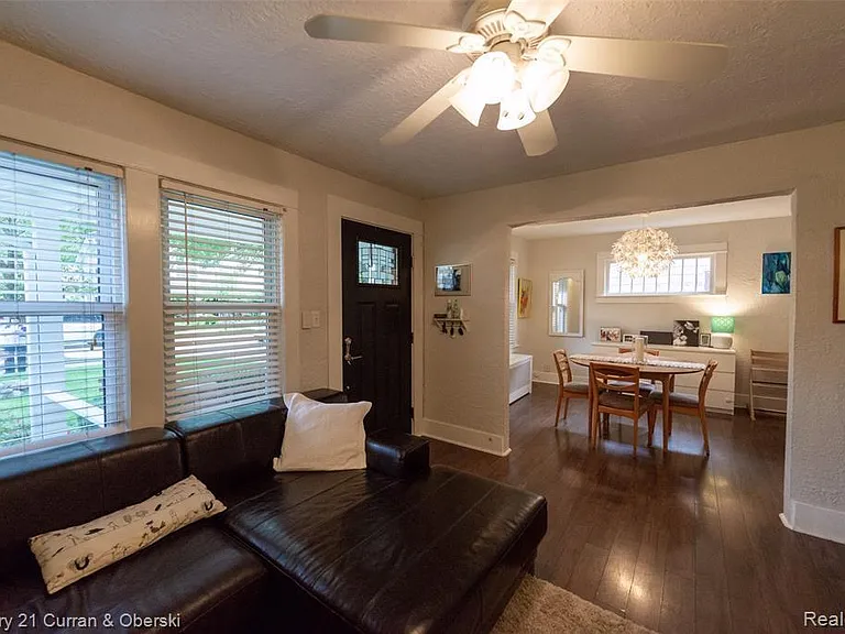 523 E Farnum Ave — Photo 7