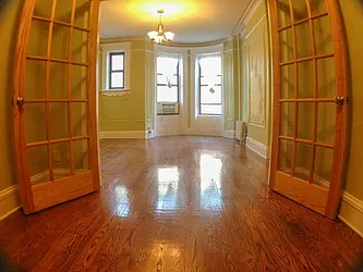 Rented by Urban Realty NYC