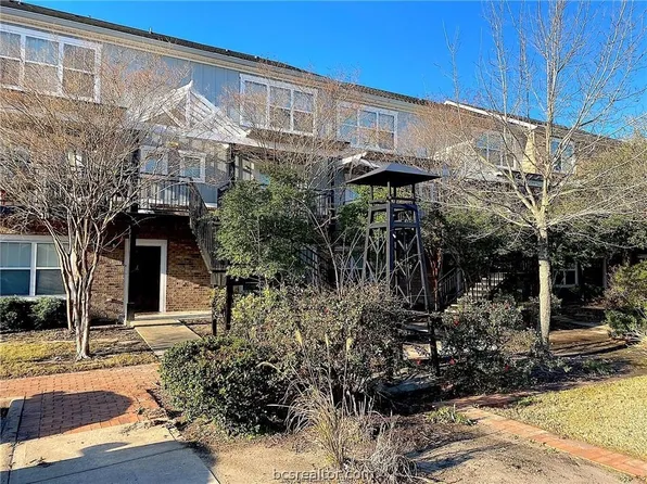 1725 Harvey Mitchell Pkwy S APT 2022, College Station, TX 77840