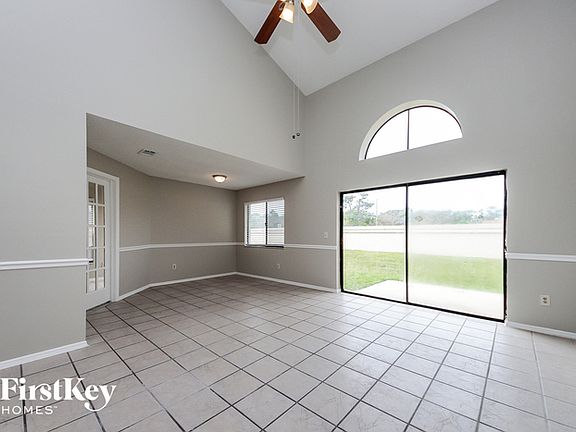 3rd image of 2624 N Horseshoe Bay Dr