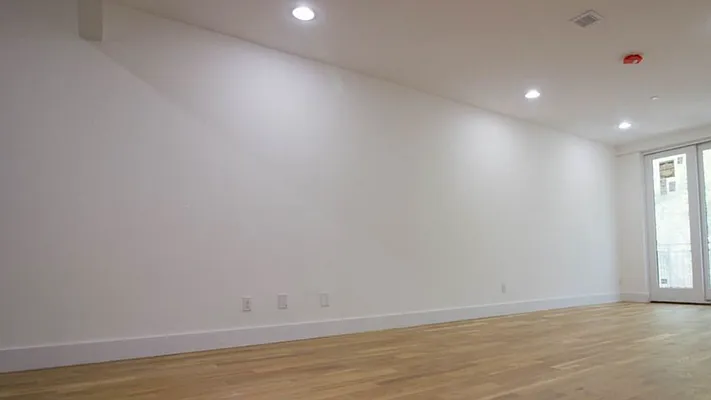 Rented by Nooklyn NYC LLC | media 9