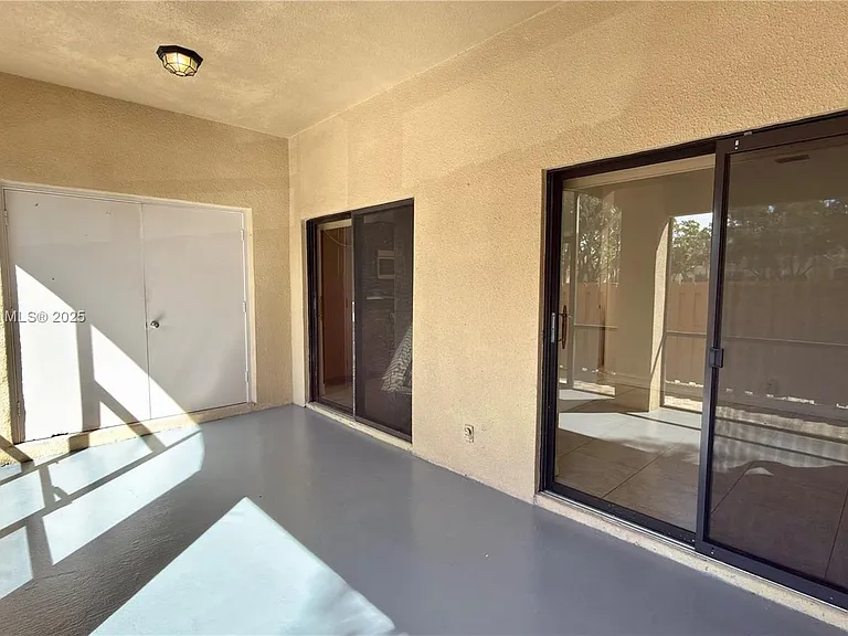 501 Racquet Club Rd — Photo 20