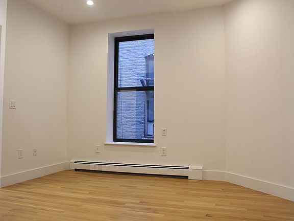 5th image of 2063 Frederick Douglass Blvd #4