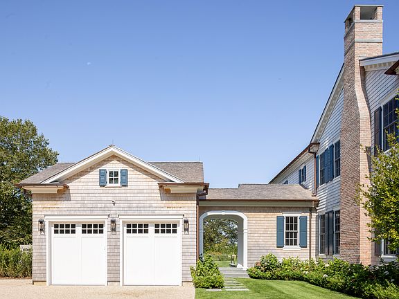 3rd image of 608 Sagaponack Main St