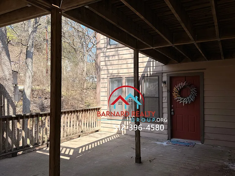 402 Fredericksburg St #8 — Photo 4
