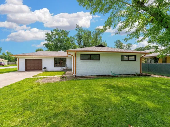 409 N Woodlawn St, Wellington, KS 67152