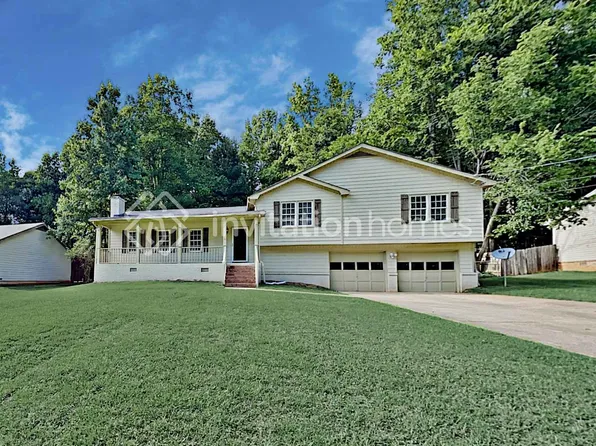 4010 Derby Dr, Cumming, GA 30040
