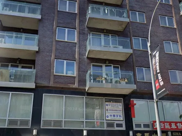41-42 College Point Blvd #3C, Flushing, NY 11355