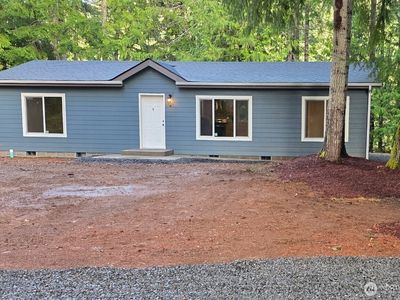 90 N Standstill Drive N, Hoodsport, WA, 98548