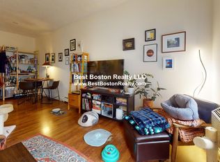 50 Craigie St APT 3, Somerville, MA 02143