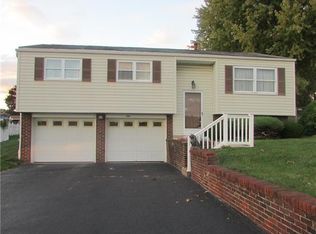 1365 Swede Hill Rd, Greensburg, PA 15601