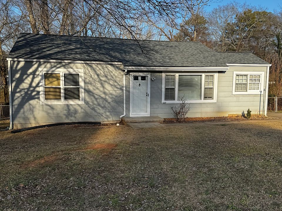 1st image of 1889 Clearwater Dr SE