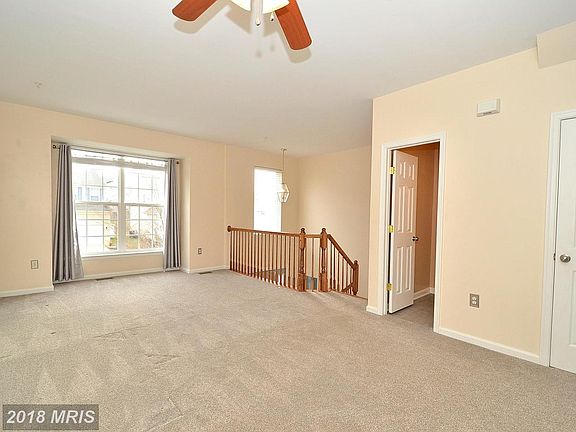 3rd image of 21384 Lookout Dr