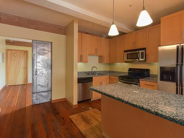 Hunt Mottet Lofts, 2125 Commerce St #804, Tacoma, WA 98402