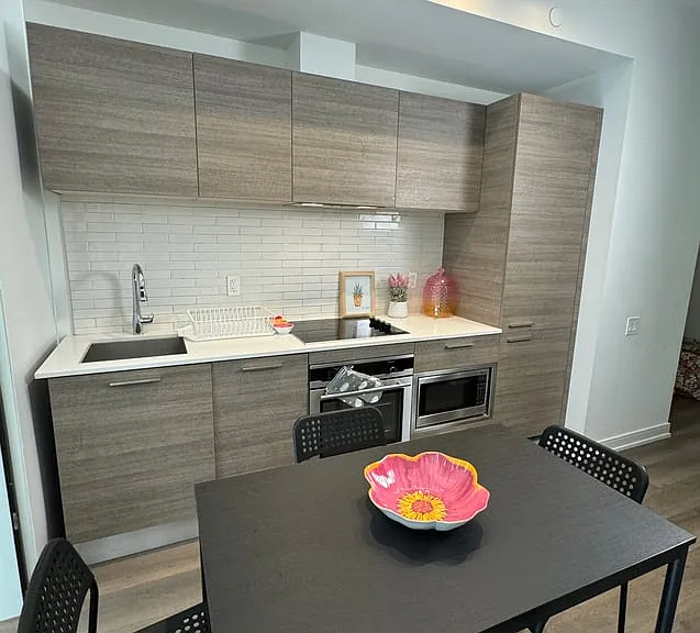 3 Gloucester St #506B — Photo 3