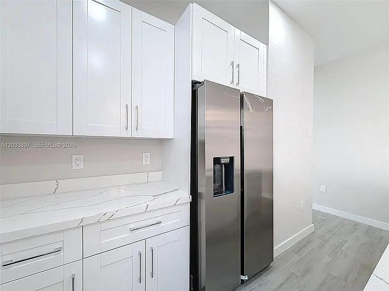410 NW 41st St #410 — Photo 11