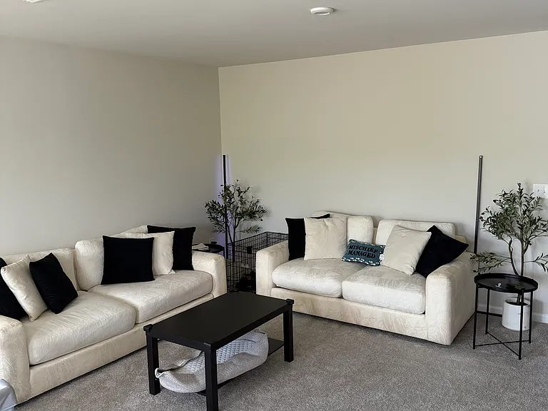 110 Gaskin Ct — Photo 13