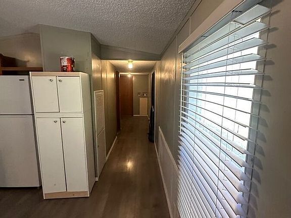 5th image of 16281 Bob Dr