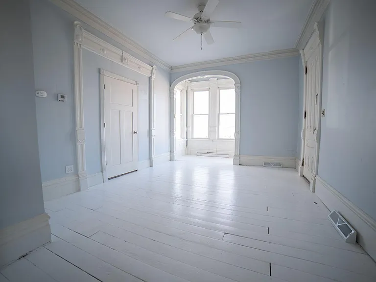 218 Baldwin St #A — Photo 4