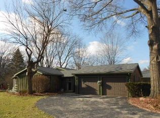 8 Shorewood Dr N, Danville, IL