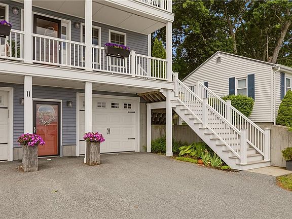 3rd image of 11 King Philip Ave