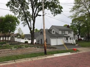 81 Chestnut St, Jamestown, NY 14701