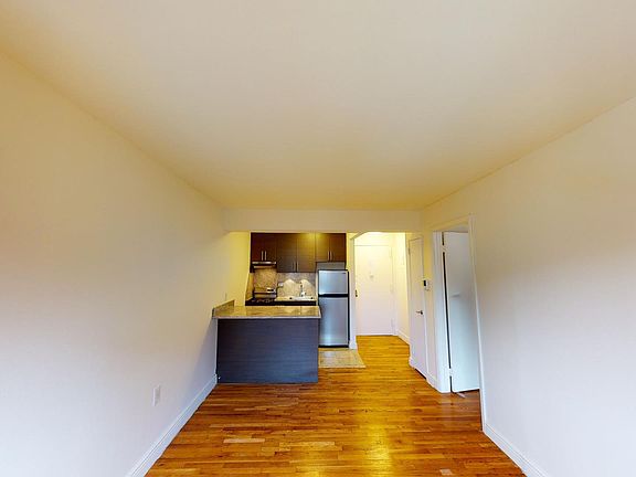 5th image of 50 Prince St APT 6F