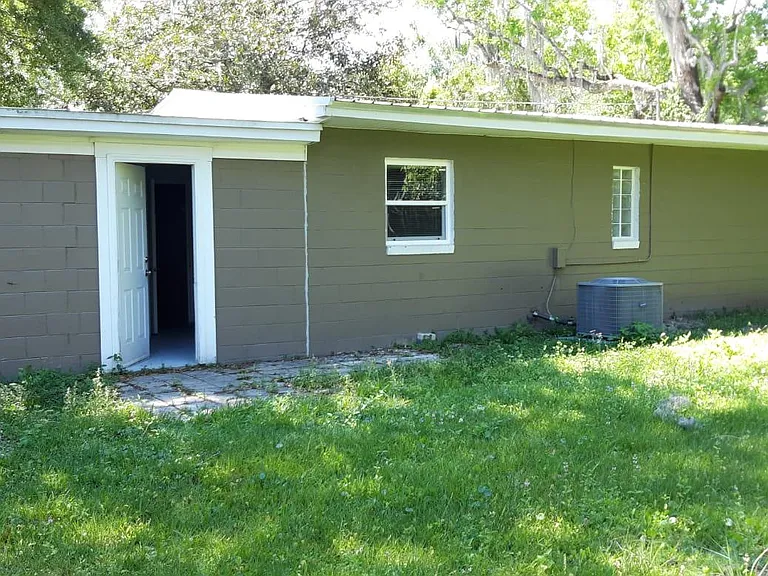 5143 Banshee Ave — Photo 3