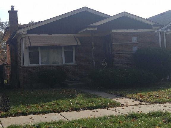 2nd image of 8415 S King Dr