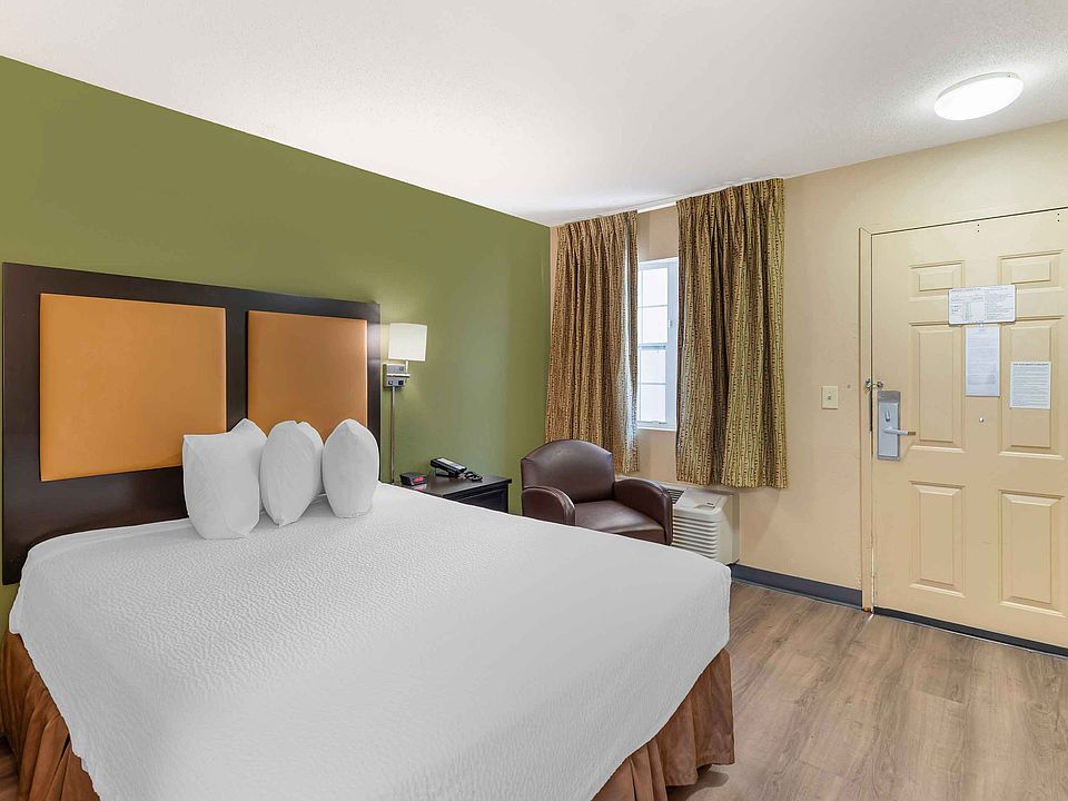 Studio Suite - 1 Queen Bed
