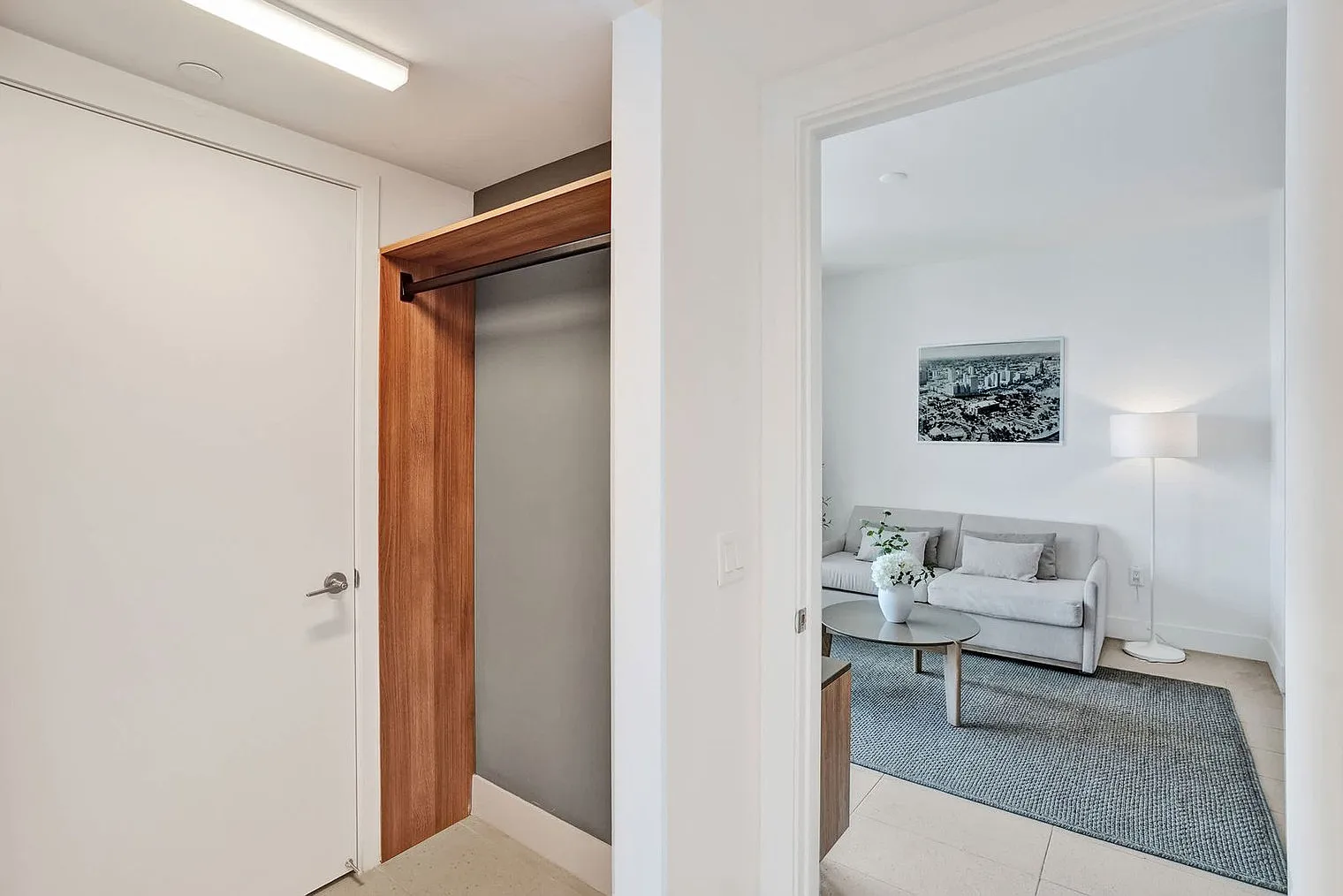 3 bed, 3.0 bath, 441 sqft, $22,756 — Photo 4