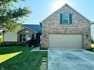 2836 Foxbriar Pl, Indianapolis, IN 46203