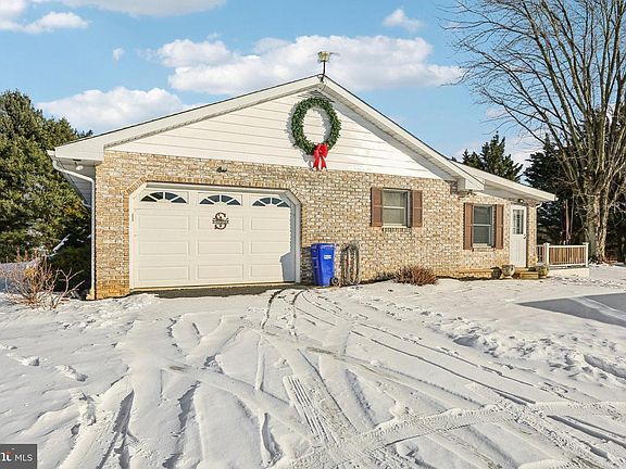 4th image of 412 Marsteller Rd