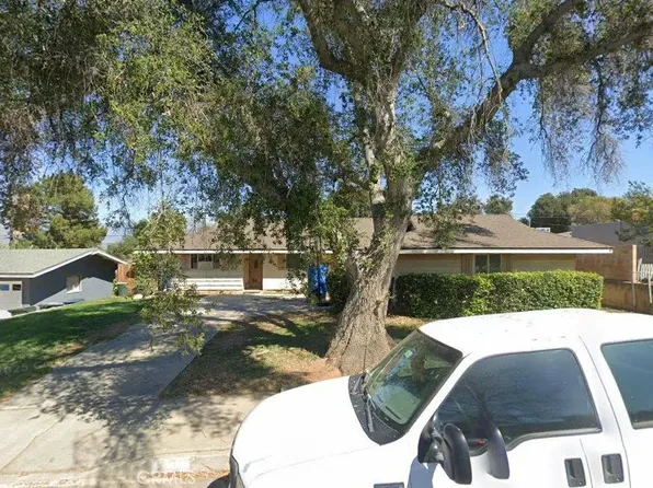 611 Iris St, Redlands, CA 92373