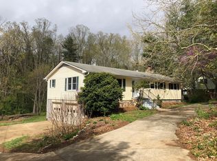 2 W Crabapple Ln, Asheville, NC 28804