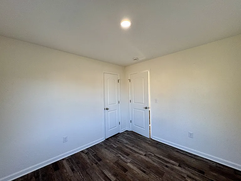 6173 Unitia Rd — Photo 9