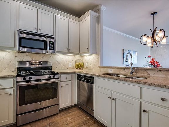 5th image of 500 Waters Edge Dr APT 322