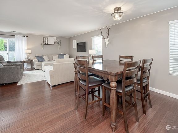 3rd image of 9424 Country hollow Drive E