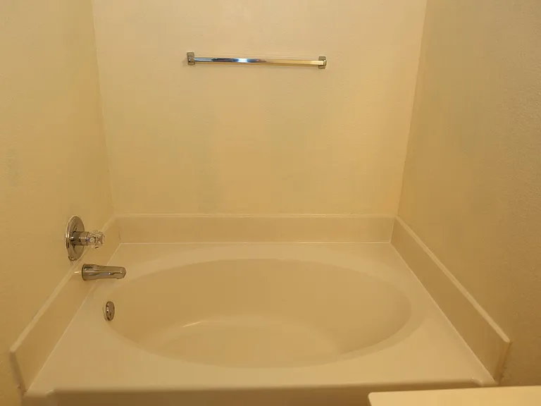 7305 Maplewood Dr — Photo 38