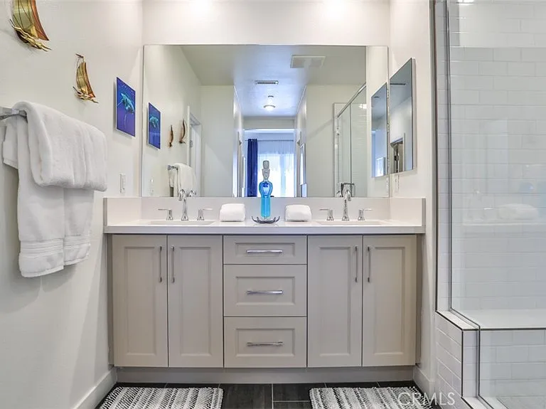 1207 Doheny Way — Photo 26