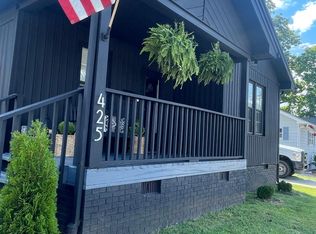 425 Woodlawn Ave, Cramerton, NC 28032