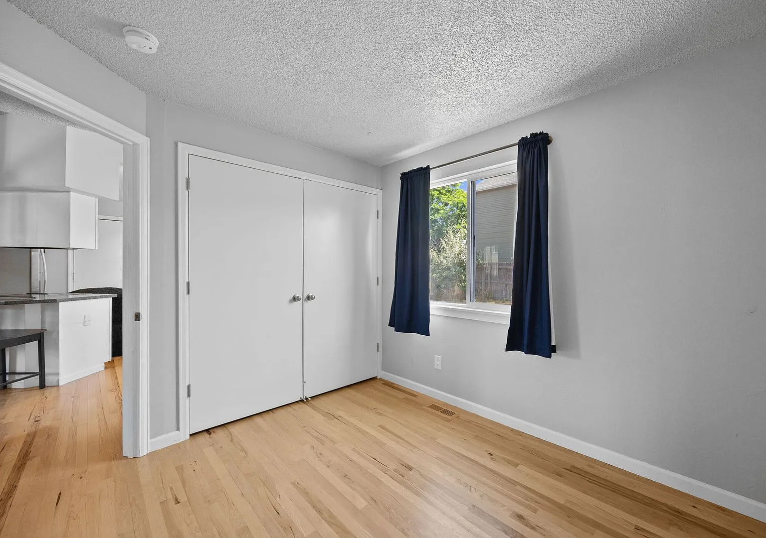 2 Bed/1 Bath Close to Buckley Space Force — Photo 4