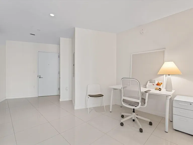 851 NE 1st Ave #4100 — Photo 10