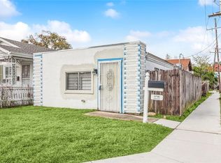 3738 Calhoun St, New Orleans, LA 70125